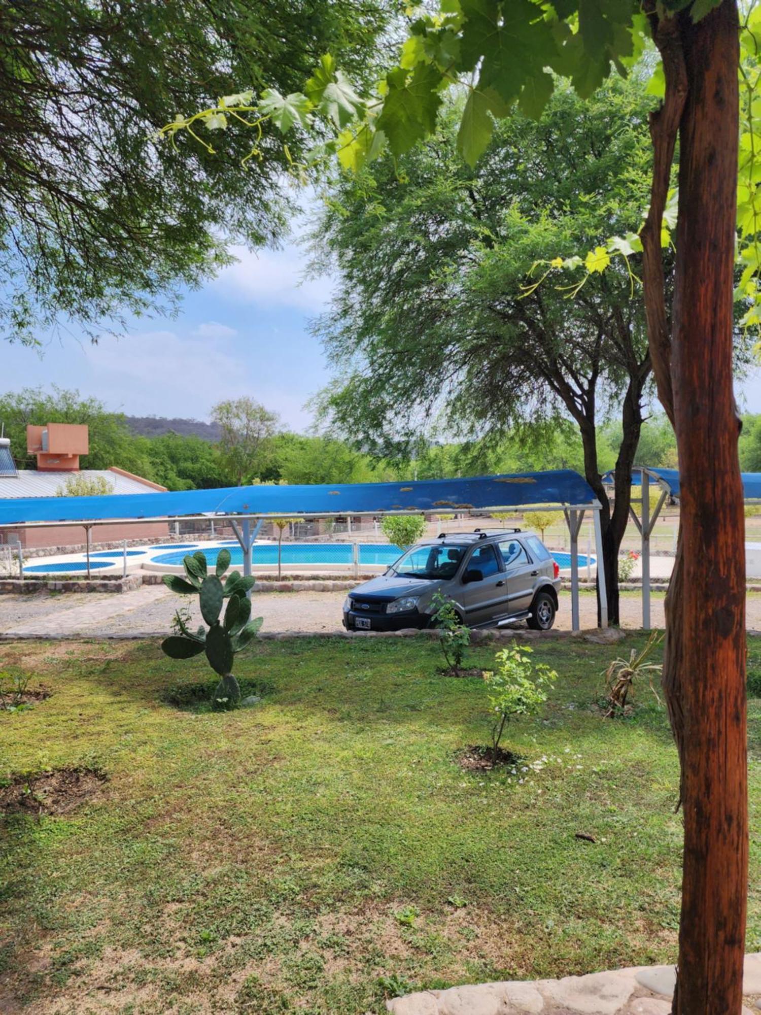 La Hueya Lodge *